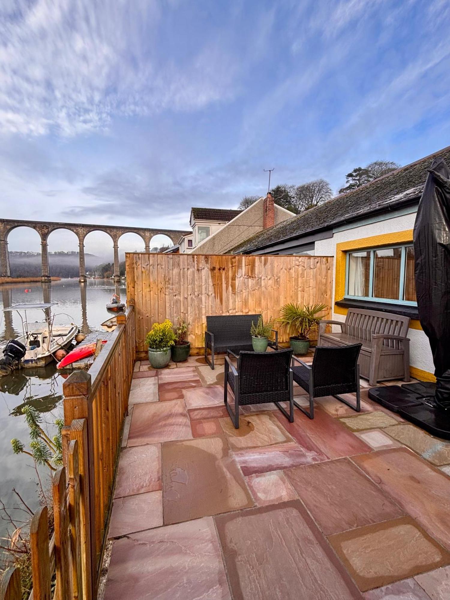 Viaduct River View & Outdoor Bath - Couples Retreat Calstock Ngoại thất bức ảnh